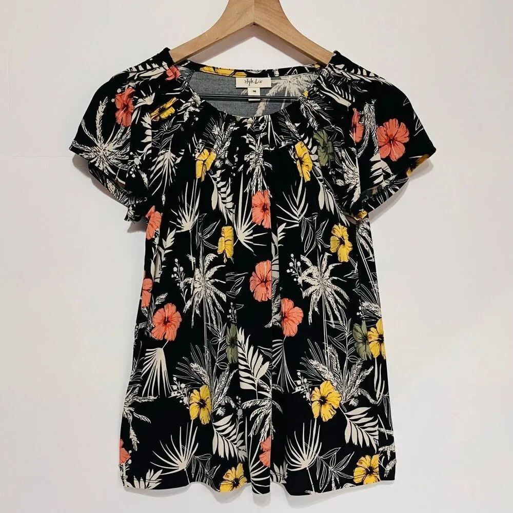 Style & Co Short Sleeve Black Floral Top Size PM